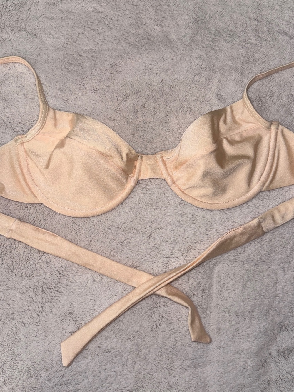 MONDAY SWIMWEAR underwire bikini top